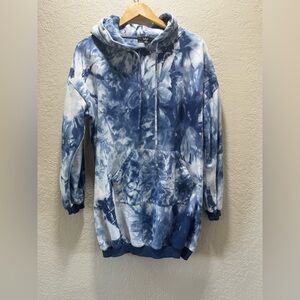 Lulus Blue Tie- Dye Pullover Sweatshirt
